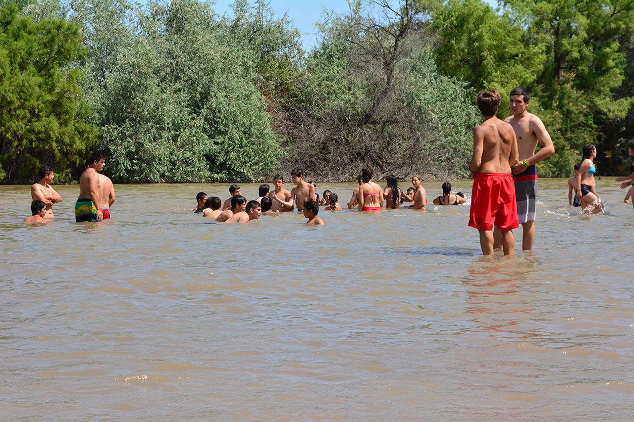 Apertura de temporada a orillas del río Colorado en Fortín Mercedes |  Municipio de Villarino